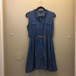 Denim Blue Sleeveless Tunic with  Clasp (Size XL)